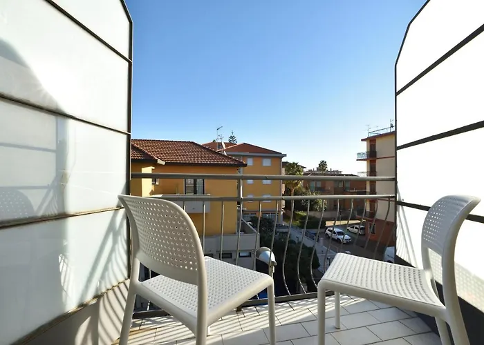 Hotel La Marina