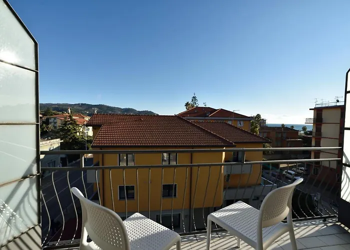 Hotel La Marina