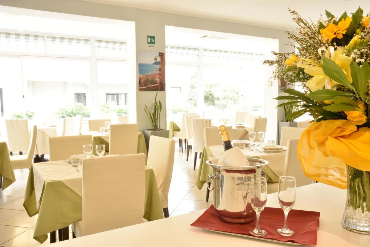 Ristorante La Marina Mhotelsgroup San Bartolomeo Al Mare