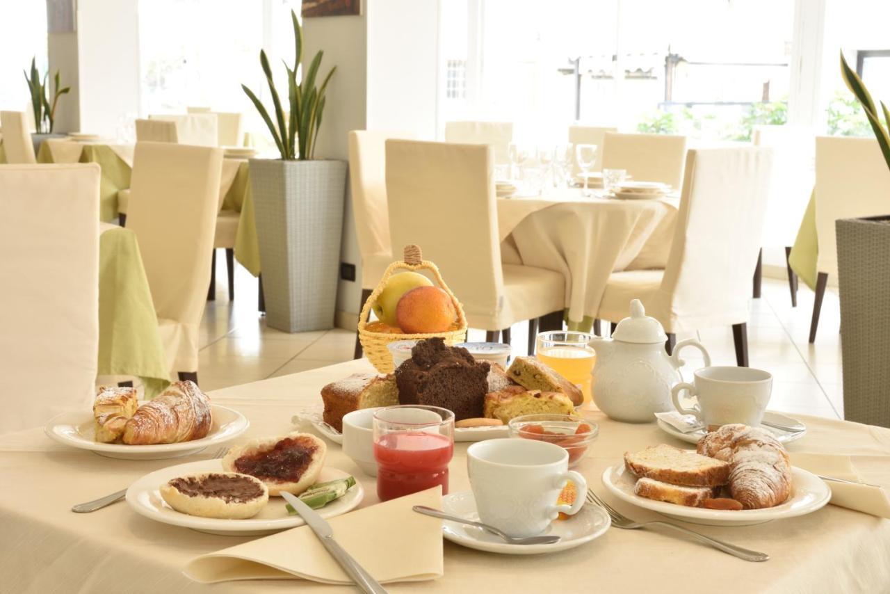 Hotel Ristorante La Marina Mhotelsgroup 3*