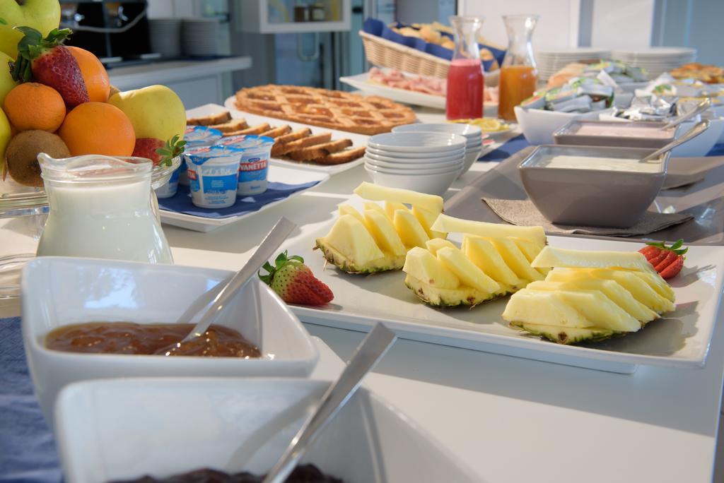 Hotel Ristorante La Marina Mhotelsgroup San Bartolomeo Al Mare
