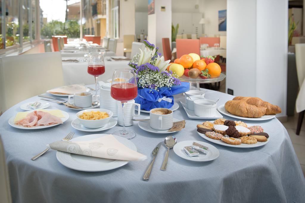 Ristorante La Marina Mhotelsgroup Hotel 3*