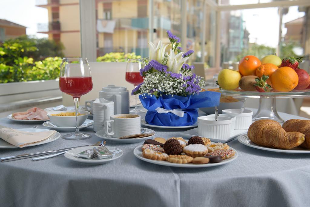 Hotel Ristorante La Marina Mhotelsgroup San Bartolomeo Al Mare
