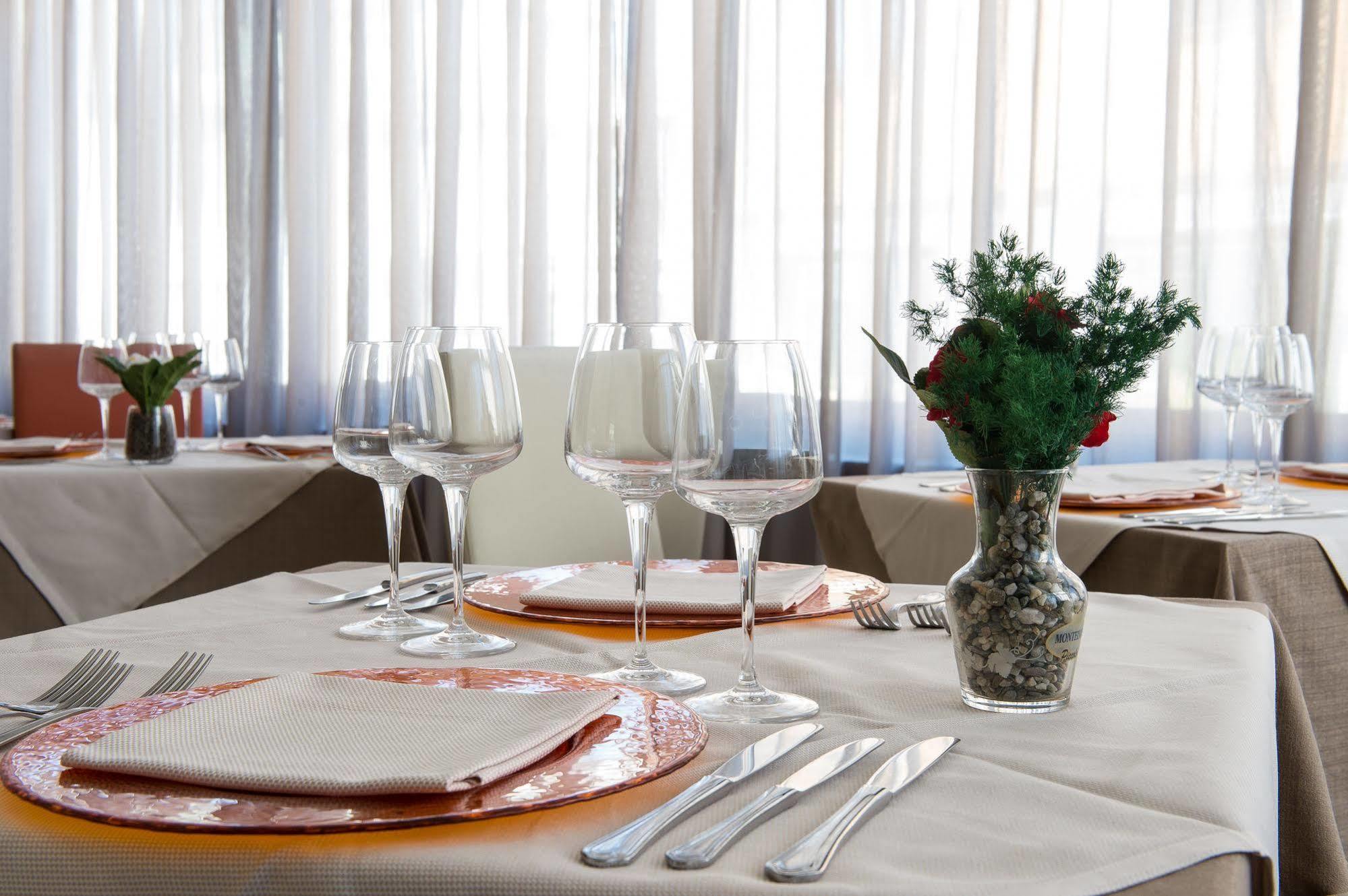 Hotel Ristorante La Marina Mhotelsgroup 3*